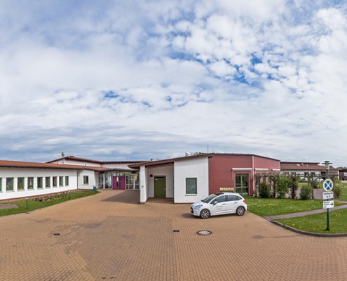 Blick auf das Hauptgelände der Stralsunder Werkstätten in der Albert-Schweitzer-Straße 1